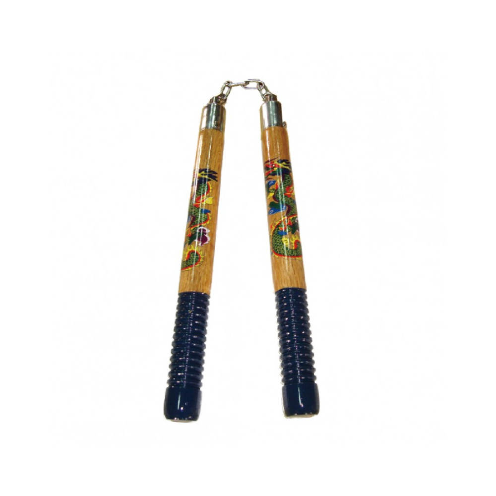 Nunchaku in legno tondo con catena stampa drago e manico laccato verde. Nunchaku in legno tondo con catena stampa drago e manico laccato verde.
